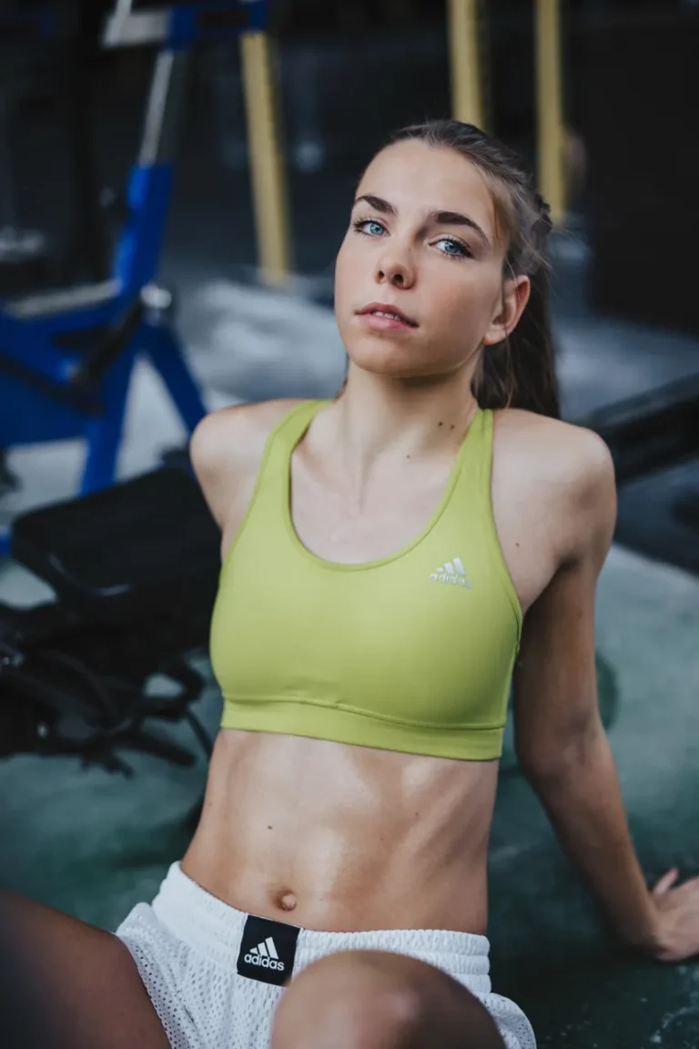 Sandra_Z