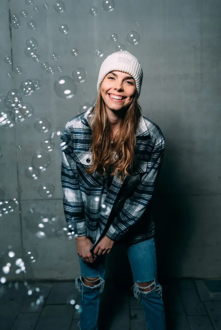 Sandra_Z