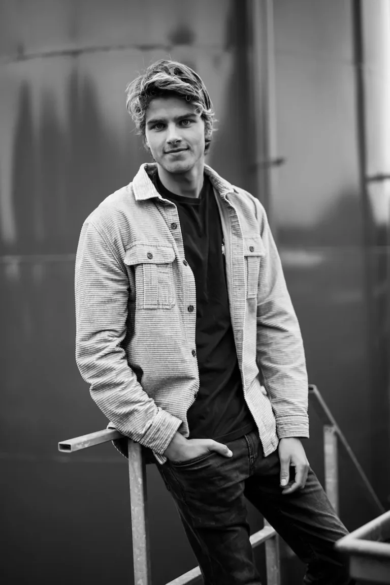 Tom_B